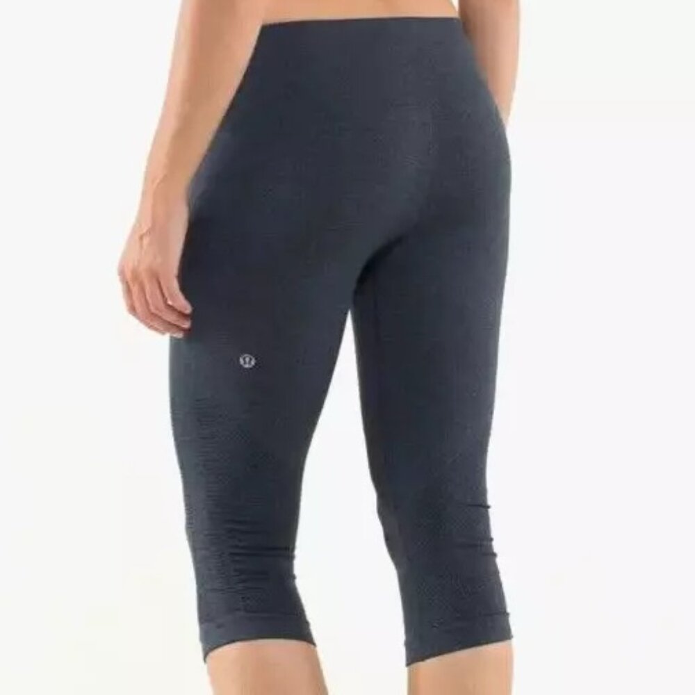 Lululemon In The Flow Cropped Yoga Leggings Women's Ruched Sides Workout Gym 6